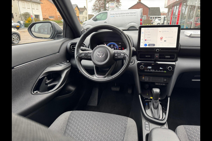 Toyota Yaris Cross 1.5 Hybrid 130PK First Edition | Stoel + Stuurverwarming, Keyless, 17inch, CarPlay, Groot scherm, Oxyde Bronze