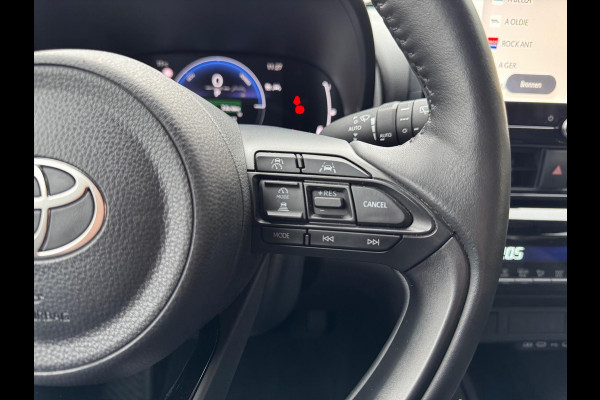 Toyota Yaris Cross 1.5 Hybrid 130PK First Edition | Stoel + Stuurverwarming, Keyless, 17inch, CarPlay, Groot scherm, Oxyde Bronze