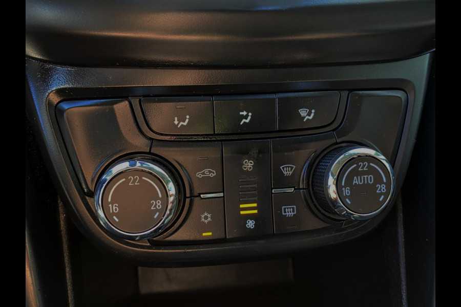 Opel Zafira 1.4 T Tourer Executive 7Persoons. - AUTOMAAT I Navigatie I Airco I Sport velgen I PDC I Dealer onderhouden