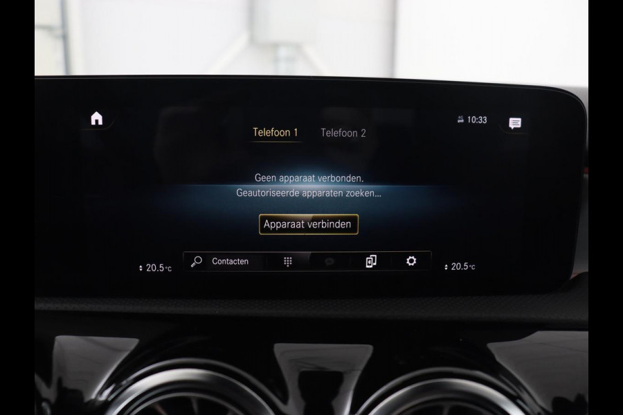 Mercedes-Benz A-Klasse 250e AMG Limited | Carplay | Stoelverwarming | Leder/Alcantara | Widescreen | Sfeerverlichting | Navigatie | Camera | Full LED | Park Assist | PHEV | Plug In