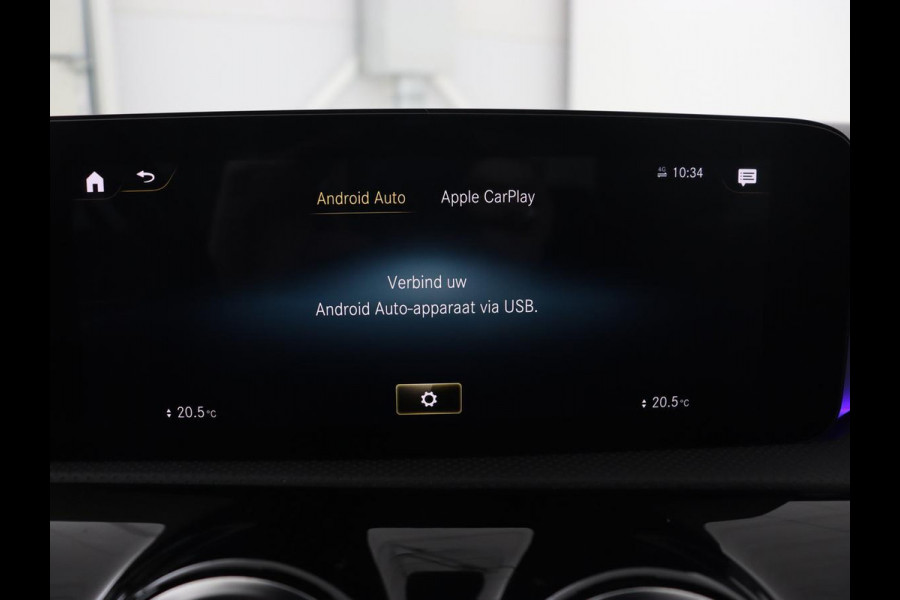 Mercedes-Benz A-Klasse 250e AMG Limited | Carplay | Stoelverwarming | Leder/Alcantara | Widescreen | Sfeerverlichting | Navigatie | Camera | Full LED | Park Assist | PHEV | Plug In