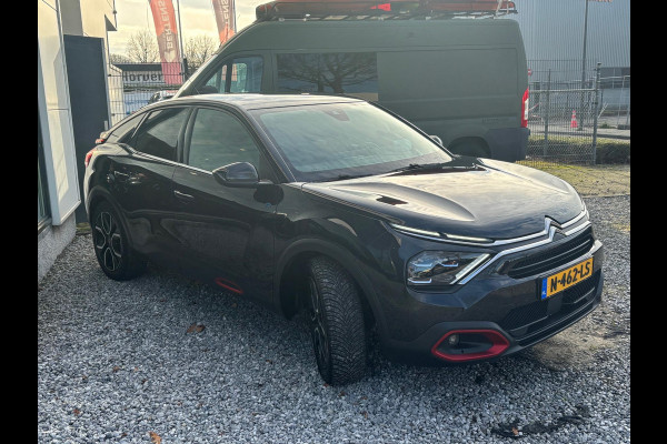 Citroën Ë-C4 Shine 50 kWh Rijklaar geleverd incl 12 maanden BOVAG garantie! | OBC reeds vervangen! |