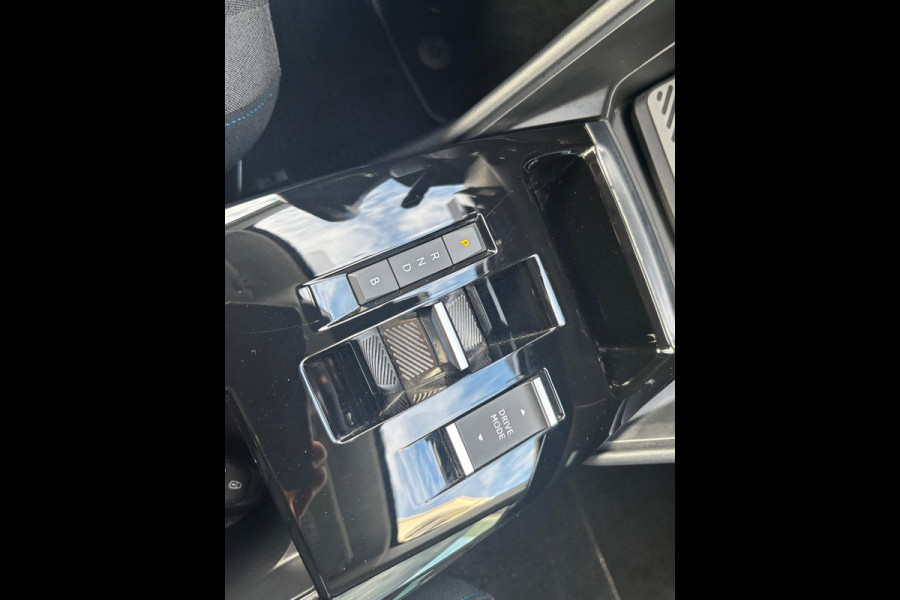 Citroën Ë-C4 Shine 50 kWh Rijklaar geleverd incl 12 maanden BOVAG garantie! | OBC reeds vervangen! |