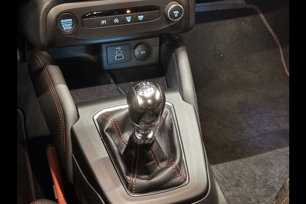 Ford FOCUS Wagon 1.0 EcoBoost Hybrid ST Line X | Nieuw model 2022 | Groot scherm | Stoel\Stuurverw. | Apple Carplay | Voorruitverwrming