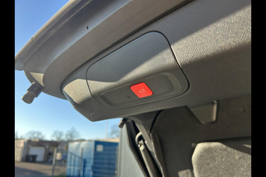 Peugeot 408 1.6 HYbrid GT 180 EAT8 | El.achterklep | Matrix LED | Prijs is rijklaar