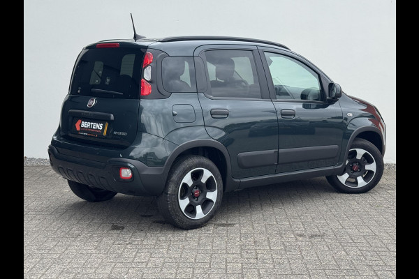 Fiat Panda 1.0 Hybrid RED Cross | Apple carplay | Climate control | Prijs is rijklaar!