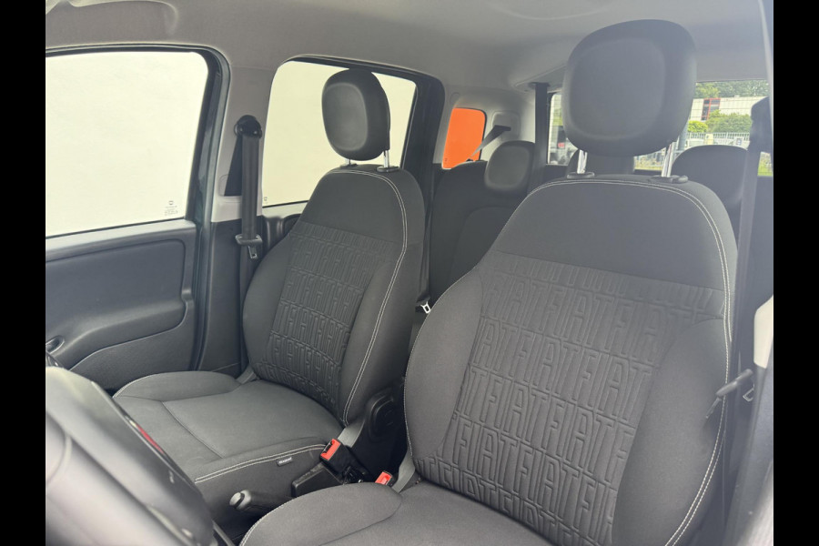 Fiat Panda 1.0 Hybrid RED Cross | Apple carplay | Climate control | Prijs is rijklaar!