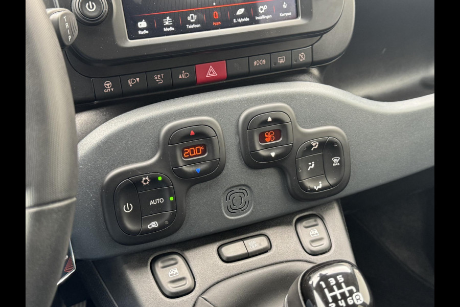 Fiat Panda 1.0 Hybrid RED Cross | Apple carplay | Climate control | Prijs is rijklaar!