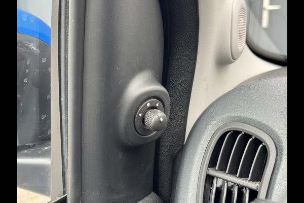 Fiat Panda 1.0 Hybrid Cross | Climate control | Apple Carplay | Prijs is rijklaar