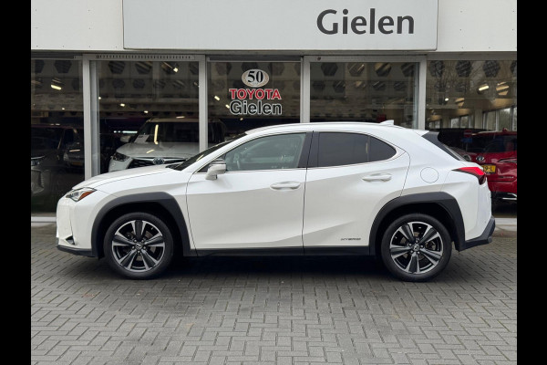 Lexus UX 250h Preference Line | 18 inch, Stoel + Stuurverwarming, Apple CarPlay/Android Auto, Keyless, Privacy Glass