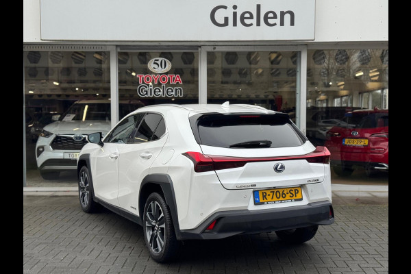 Lexus UX 250h Preference Line | 18 inch, Stoel + Stuurverwarming, Apple CarPlay/Android Auto, Keyless, Privacy Glass