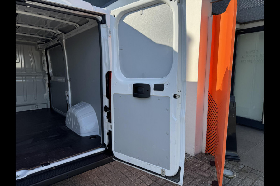 Citroën Jumper 2.2 BlueHDi 120 L2H1 3.0t | Trekhaak | Parkeercamera | Zeer compleet | Prijs is rijklaar