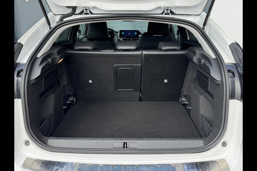 Citroën Ë-C4 Shine Pack Business 50 kWh | Rijklaar geleverd, 12 maanden BOVAG garantie! |