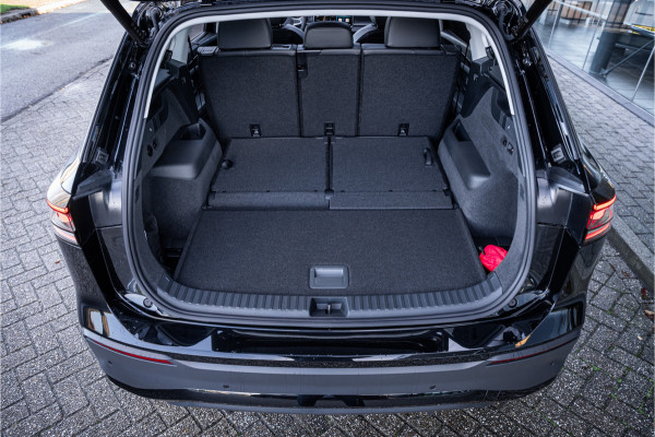 Volkswagen Tayron 1.5 eTSI Life Edition 7p. ** 20inch ** Panodak ** Trekhaak 5 jaar Fabrieksgarantie tot 100.000km