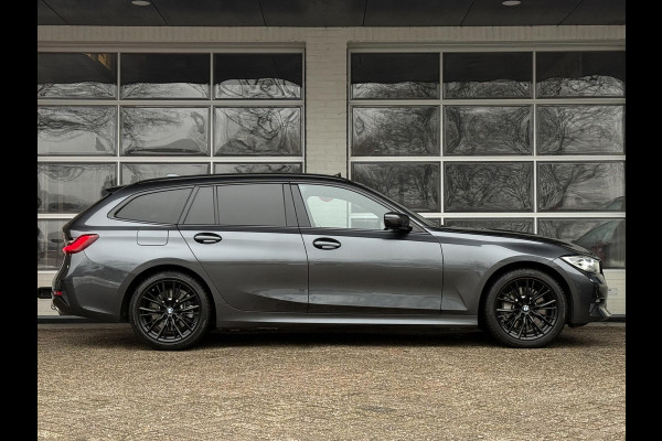 BMW 3 Serie Touring 330e SPORT LINE | PANORAMA | TREKHAAK | KEYLESS | STOELVERWARMING | 18 INCH LM VELGEN |