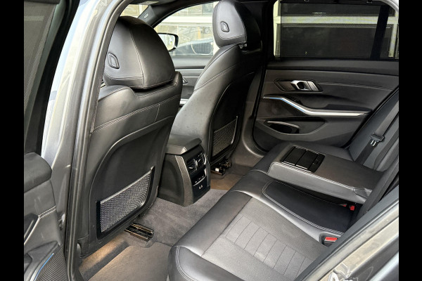 BMW 3 Serie Touring 330e SPORT LINE | PANORAMA | TREKHAAK | KEYLESS | STOELVERWARMING | 18 INCH LM VELGEN |