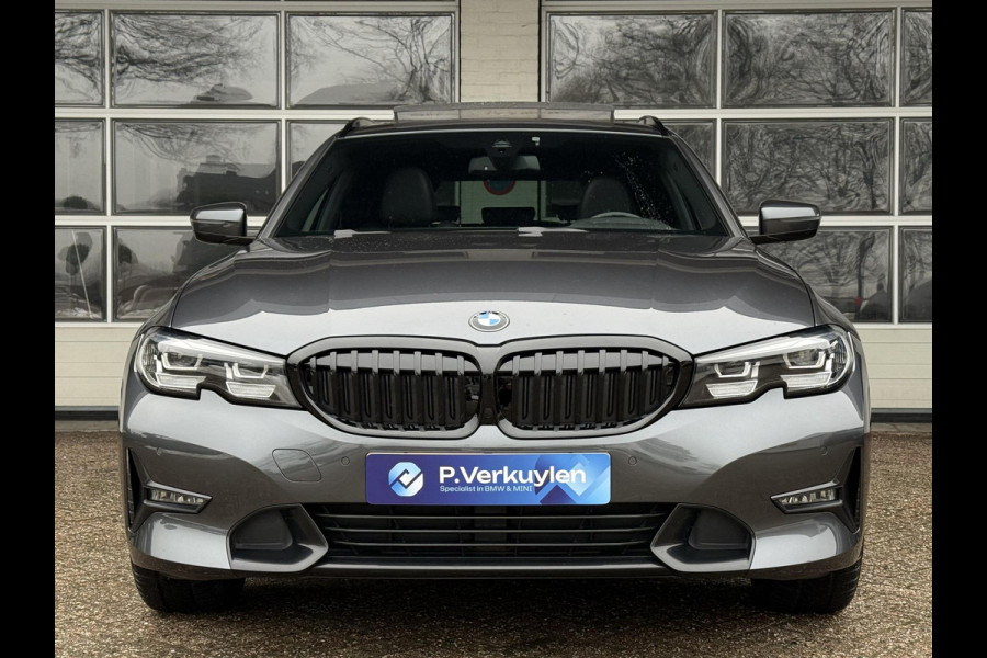 BMW 3 Serie Touring 330e SPORT LINE | PANORAMA | TREKHAAK | KEYLESS | STOELVERWARMING | 18 INCH LM VELGEN |