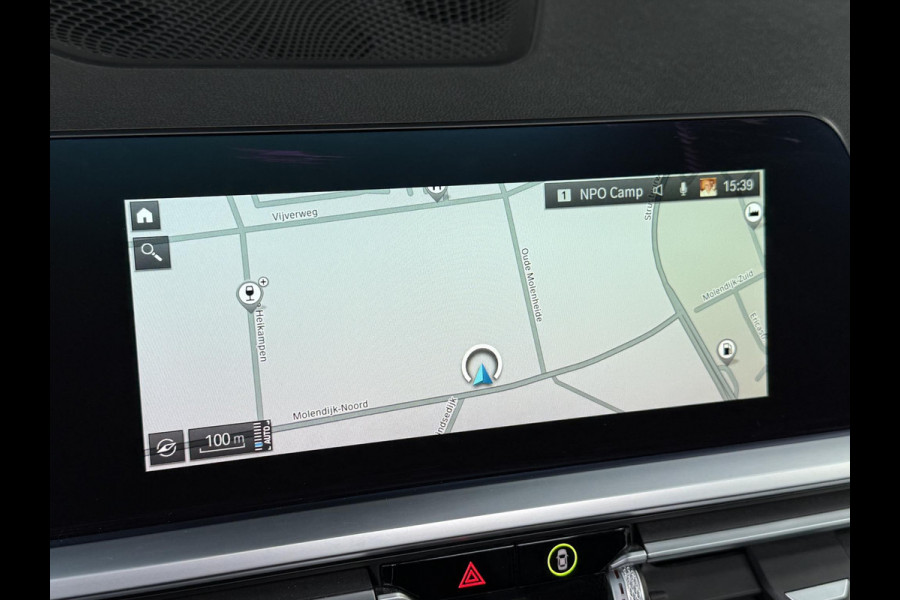 BMW 3 Serie Touring 330e SPORT LINE | PANORAMA | TREKHAAK | KEYLESS | STOELVERWARMING | 18 INCH LM VELGEN |