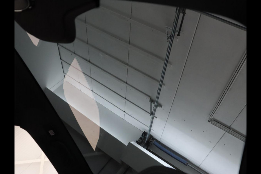 Polestar 2 Long Range Dual Motor Launch Edition 78kWh | Panoramadak | Trekhaak | 360 Camera | Achterbankverwarming | Adaptive cruise | Carplay | Camera | Stoelverwarming | Keyless