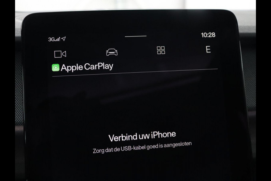 Polestar 2 Long Range Dual Motor Launch Edition 78kWh | Panoramadak | Trekhaak | 360 Camera | Achterbankverwarming | Adaptive cruise | Carplay | Camera | Stoelverwarming | Keyless