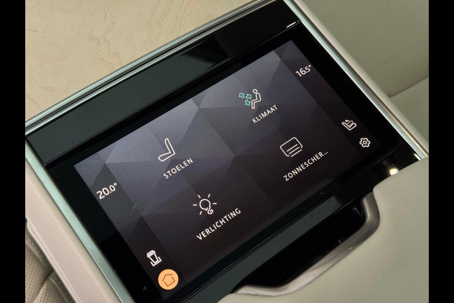 Land Rover Range Rover 4.4 P530 SV MHEV