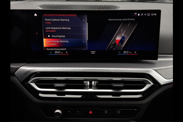 BMW 3 Serie Touring 320e M-Sport | Pano | Trekhaak | Harman Kardon | 19 inch | Sfeerverlichting | Camera | Dealer onderhouden