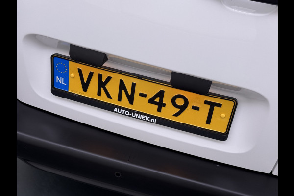 Peugeot Partner 1.2 PureTech Premium BENZINE, Cruise Control, Airco, Navigatie
