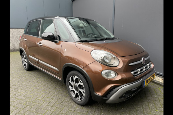 Fiat 500L 0.9 TwinAir Cross Àchteruitrijcamera - Airco - Cruise control - Parkeersensor achter - Navigatiesysteem full map - Bluetooth - Licht metalen velgen 16 inch - Mistlampen voor - Radio - Start/stop systeem - Stuu
