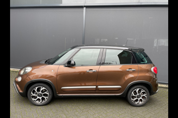 Fiat 500L 0.9 TwinAir Cross Àchteruitrijcamera - Airco - Cruise control - Parkeersensor achter - Navigatiesysteem full map - Bluetooth - Licht metalen velgen 16 inch - Mistlampen voor - Radio - Start/stop systeem - Stuu
