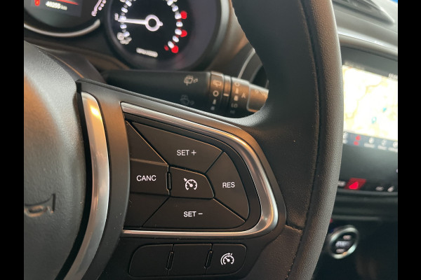 Fiat 500L 0.9 TwinAir Cross Àchteruitrijcamera - Airco - Cruise control - Parkeersensor achter - Navigatiesysteem full map - Bluetooth - Licht metalen velgen 16 inch - Mistlampen voor - Radio - Start/stop systeem - Stuu