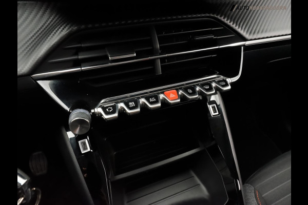 Peugeot 208 1.2 PureTech Active-pack Sport (APPLE CARPLAY,LED,SPORTSTOELEN,CLIMATE,CRUISE,LM-VELGEN,PARKEERSENSOREN,TOPCONDITIE)