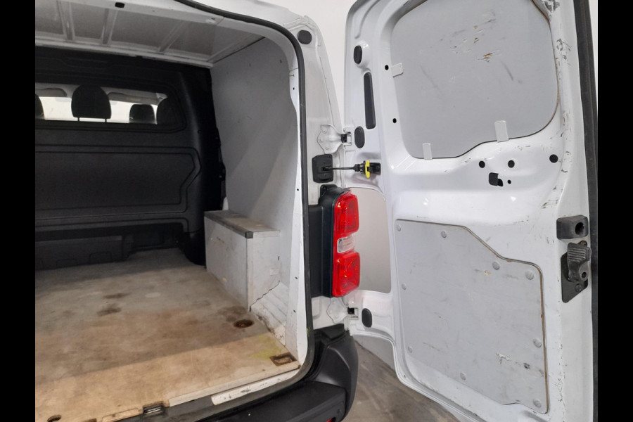 Opel Vivaro 2.0 CDTI L3H1 145PK Dubbele Cabine Edition Navigatie Trekhaak Cruise control Airco