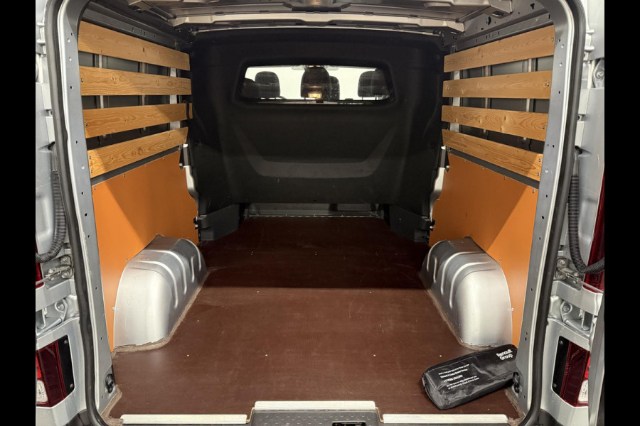 Renault Trafic 2.0 DCI 150PK L2H1 Dubbele Cabine Work Edition Airco Cruise Control Navi Parkeersensoren Voor & Achter Camera