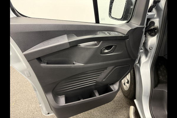 Renault Trafic 2.0 DCI 150PK L2H1 Dubbele Cabine Work Edition Airco Cruise Control Navi Parkeersensoren Voor & Achter Camera