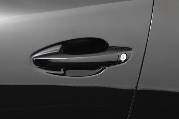 Peugeot 3008 1.2 *130PK*ECC*CRUISE*NAVI*