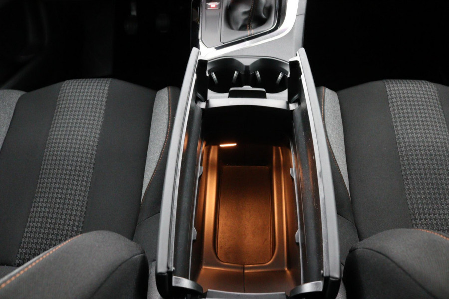 Peugeot 3008 1.2 *130PK*ECC*CRUISE*NAVI*