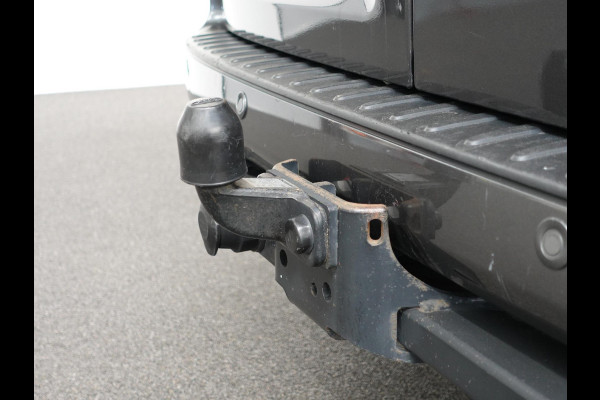 Ford Transit Custom 300 2.0 TDCI L2H1 Limited Dubbele Cabine Automaat Navigatie Airco 2 Schuifdeuren Trekhaak PDC  Carplay  DAB