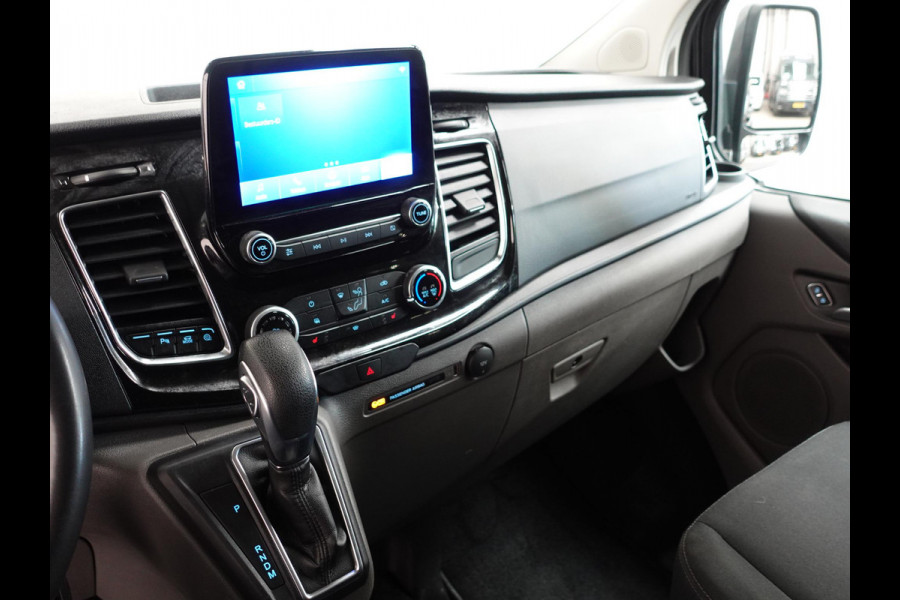 Ford Transit Custom 300 2.0 TDCI L2H1 Limited Dubbele Cabine Automaat Navigatie Airco 2 Schuifdeuren Trekhaak PDC  Carplay  DAB