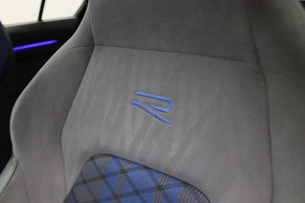 Volkswagen Golf 2.0 TSI R 4Motion Panoramadak, Akrapovic, Head-Up, IQ, ACC, H&K Sound, 19"