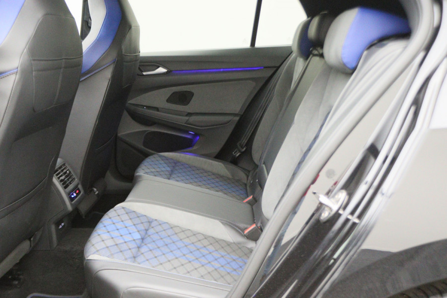 Volkswagen Golf 2.0 TSI R 4Motion Panoramadak, Akrapovic, Head-Up, IQ, ACC, H&K Sound, 19"