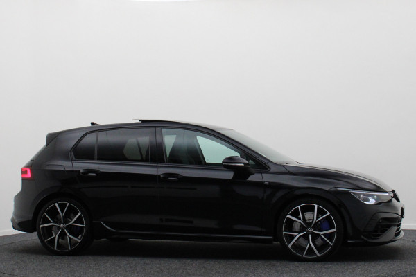Volkswagen Golf 2.0 TSI R 4Motion Panoramadak, Akrapovic, Head-Up, IQ, ACC, H&K Sound, 19"