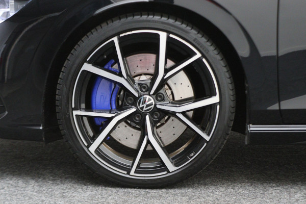 Volkswagen Golf 2.0 TSI R 4Motion Panoramadak, Akrapovic, Head-Up, IQ, ACC, H&K Sound, 19"