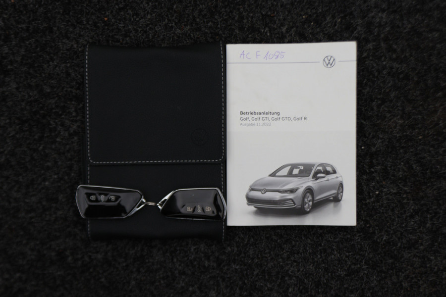 Volkswagen Golf 2.0 TSI R 4Motion Panoramadak, Akrapovic, Head-Up, IQ, ACC, H&K Sound, 19"