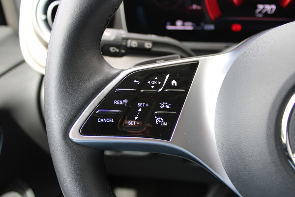 Mercedes-Benz V-Klasse 300d / XXL / DC / 2x Electrische Schuifdeur / 360 Camera / Vol Opties / NIEUWSTAAT