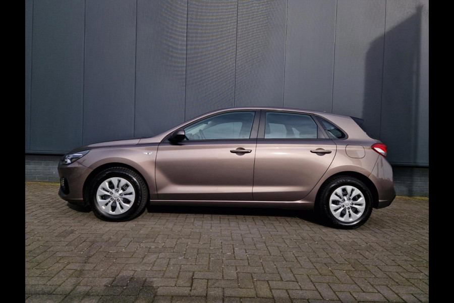 Hyundai i30 1.5 T-GDi MHEV