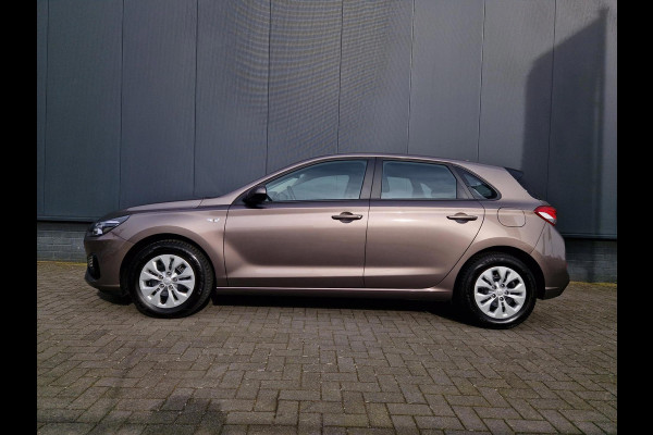 Hyundai i30 1.5 T-GDi MHEV