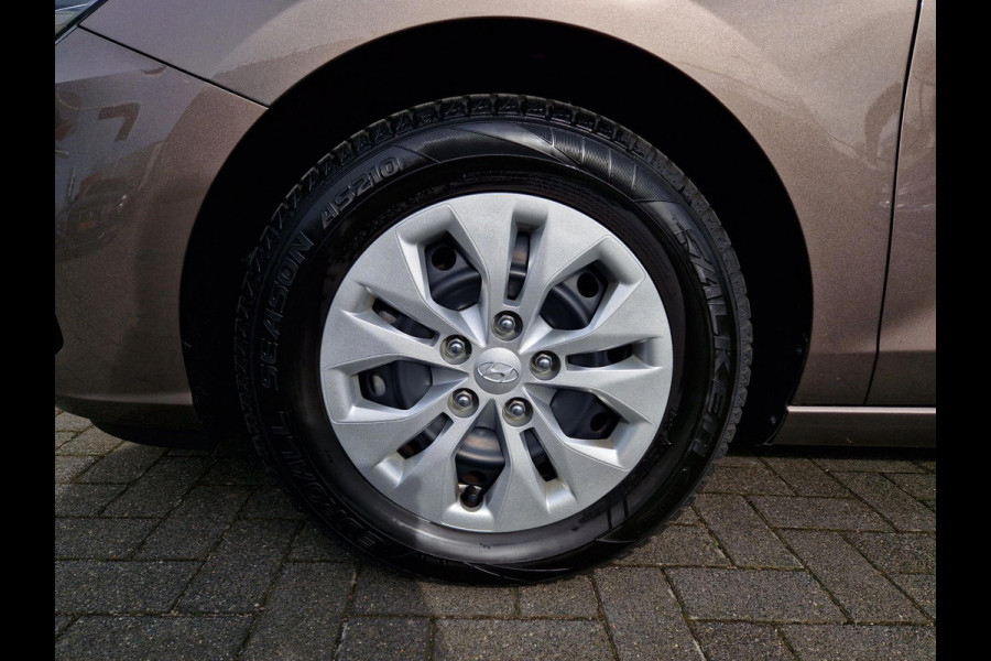 Hyundai i30 1.5 T-GDi MHEV