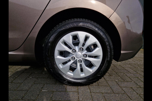 Hyundai i30 1.5 T-GDi MHEV