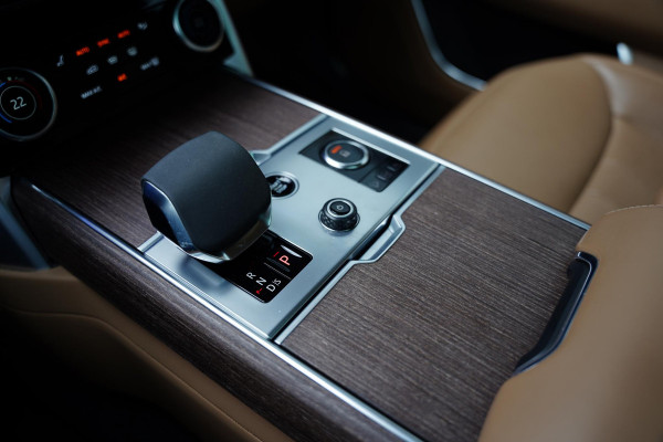 Land Rover Range Rover P 440 E SE / Nieuwe Service / Trekhaak / Stoelventilatie