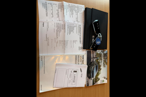 Škoda ENYAQ iV 60 SPORTLINE BLACK-EDITION LEDER APPLE CARPLAY|ANDROID NAVI CLIMATE, TREKHAAK